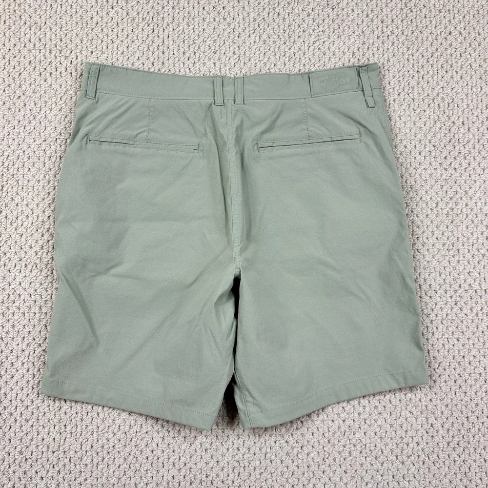 The North Face Shorts Mens 36 Sage Green Sprag Stretch Performance Chino Hiking